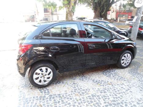 CHEVROLET Onix Hatch 1.4 4P FLEX LT, Foto 3