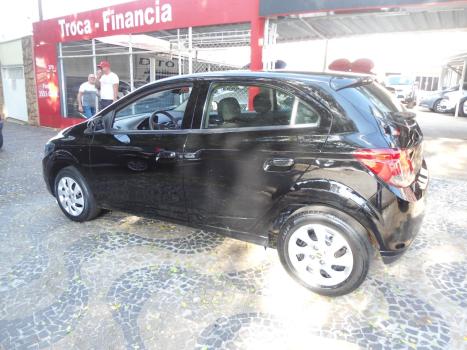 CHEVROLET Onix Hatch 1.4 4P FLEX LT, Foto 4