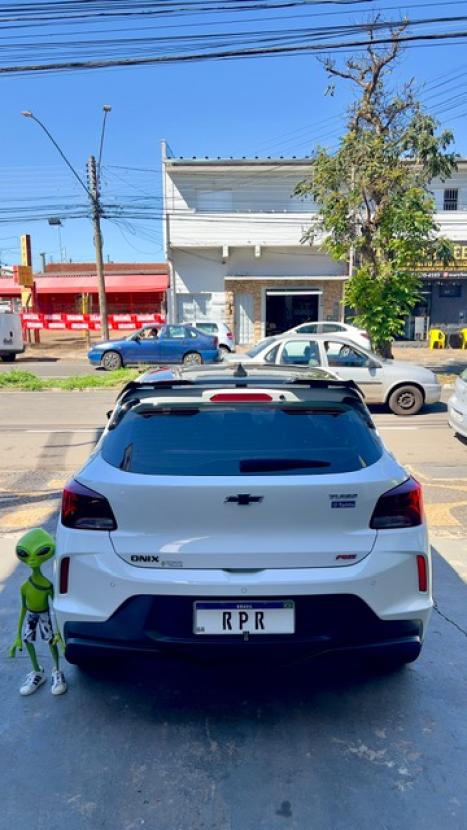 CHEVROLET Onix Hatch 1.0 12V 4P FLEX RS TURBO AUTOM�TICO, Foto 2