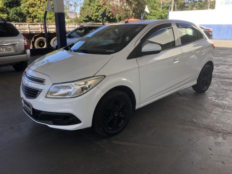 CHEVROLET Onix Hatch 1.0 4P FLEX LT, Foto 2
