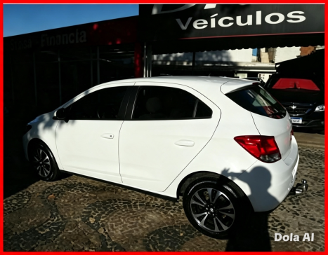 CHEVROLET Onix Hatch 1.4 4P FLEX LT, Foto 4