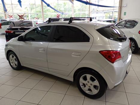 CHEVROLET Onix Hatch 1.4 4P FLEX LT, Foto 4