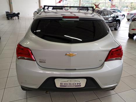 CHEVROLET Onix Hatch 1.4 4P FLEX LT, Foto 6