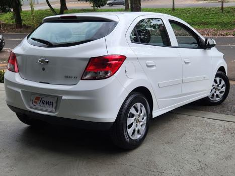 CHEVROLET Onix Hatch 1.0 12V 4P FLEX LT, Foto 5