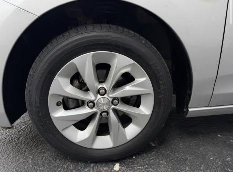 CHEVROLET Onix Sedan 1.0 12V 4P FLEX LTZ PLUS TURBO AUTOM�TICO, Foto 3