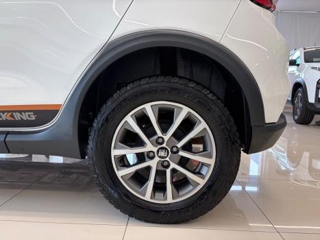 FIAT Argo 1.8 4P FLEX E.TORQ TREKKING AUTOMÁTICO, Foto 3