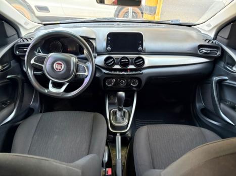 FIAT Cronos 1.8 4P FLEX DRIVE AUTOMÁTICO, Foto 3 FIAT Cronos 1.8 4P FLEX DRIVE AUTOMÁTICO, Foto 3
