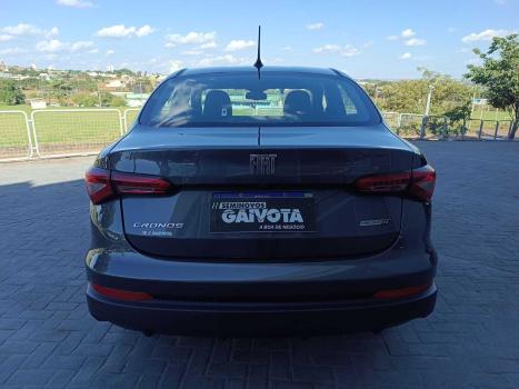 FIAT Cronos 1.8 4P FLEX PRECISION AUTOM�TICO, Foto 9