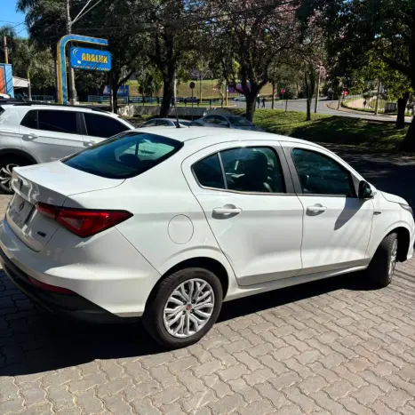 FIAT Cronos 1.8 4P FLEX DRIVE AUTOM�TICO, Foto 12