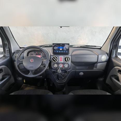 FIAT Doblo 1.8 16V 4P FLEX ESSENCE 7 LUGARES, Foto 7