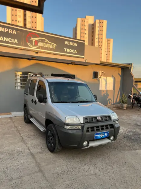 FIAT Doblo 1.8 16V 4P FLEX ADVENTURE 6 LUGARES, Foto 8