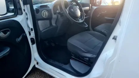 FIAT Doblo Cargo 1.8 FLEX, Foto 12