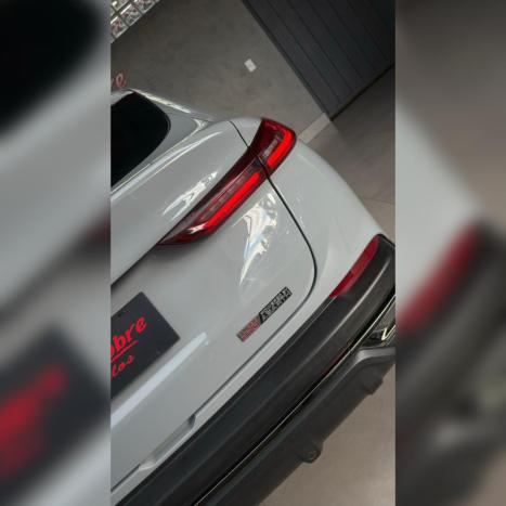FIAT Fastback 1.3 16V 4P FLEX ABARTH TURBO 270 AUTOM�TICO, Foto 9