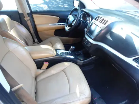 FIAT Freemont 2.4 16V 4P PRECISION AUTOM�TICO 7 LUGARES, Foto 6