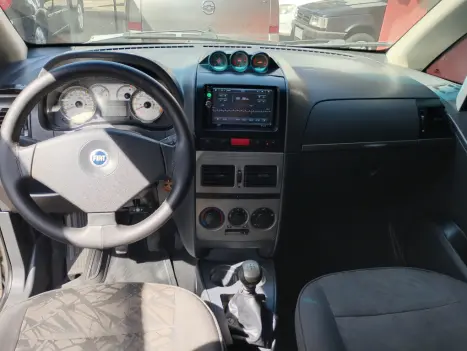 FIAT Idea 1.8 16V 4P ADVENTURE FLEX LOCKER, Foto 3