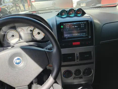 FIAT Idea 1.8 16V 4P ADVENTURE FLEX LOCKER, Foto 4