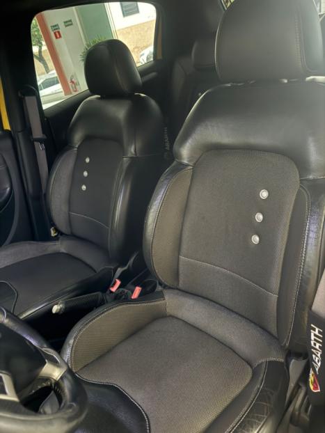 FIAT Punto 1.4 16V 4P T-JET TURBO, Foto 2