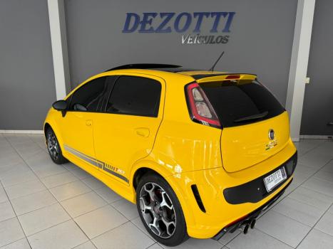 FIAT Punto 1.4 16V 4P T-JET TURBO, Foto 3