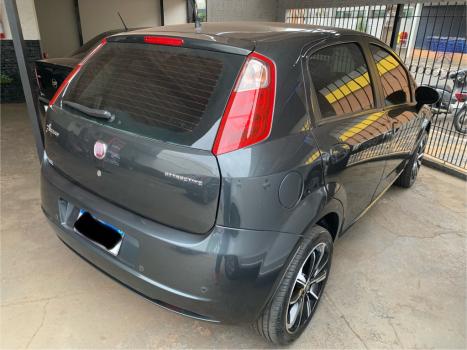 FIAT Punto 1.4 4P ATTRACTIVE FLEX, Foto 3 FIAT Punto 1.4 4P ATTRACTIVE FLEX, Foto 3