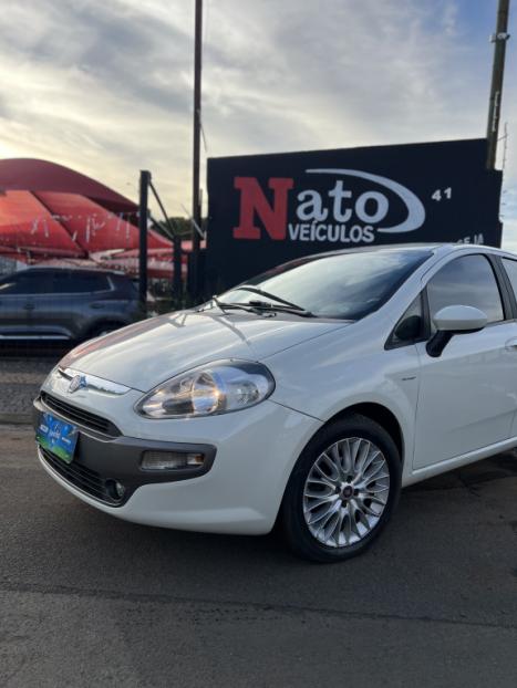 FIAT Punto 1.6 16V 4P FLEX ESSENCE DUALOGIC AUTOMATIZADO, Foto 3