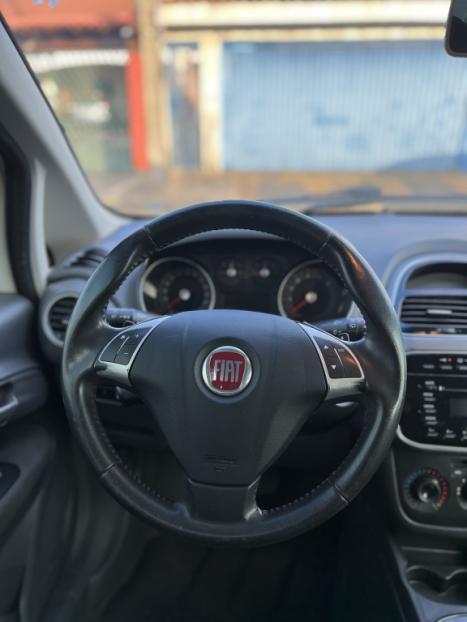 FIAT Punto 1.6 16V 4P FLEX ESSENCE DUALOGIC AUTOMATIZADO, Foto 5