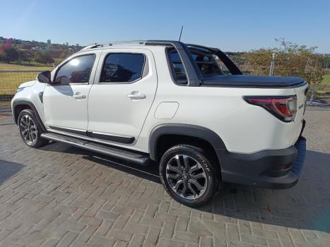FIAT Strada 1.0 12V TURBO 200 FLEX ULTRA CABINE DUPLA AUTOM�TICO CVT, Foto 5