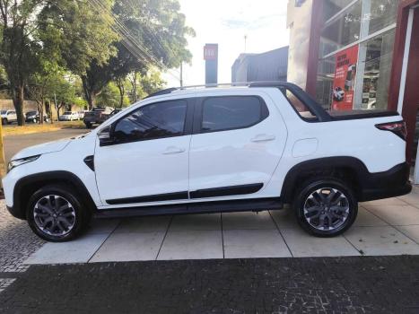FIAT Strada 1.0 12V TURBO 200 FLEX ULTRA CABINE DUPLA AUTOM�TICO CVT, Foto 3