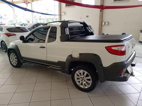 FIAT Strada 1.8 16V FLEX ADVENTURE LOCKER CABINE ESTENDIDA, Foto 4