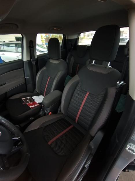 FIAT Toro 1.8 16V 4P FLEX FREEDOM AUTOM�TICO, Foto 12