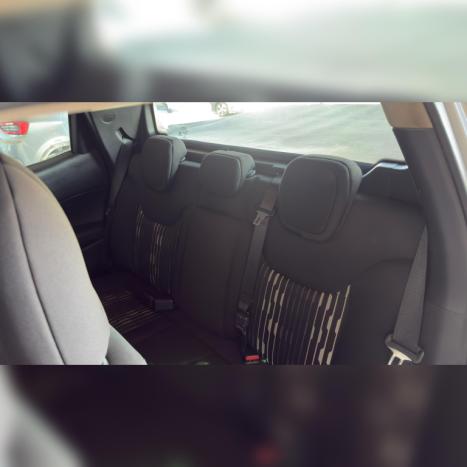FIAT Toro 1.8 16V 4P FLEX FREEDOM AUTOM�TICO, Foto 15