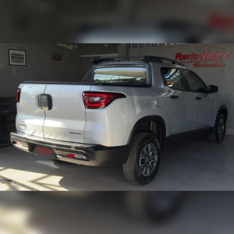 FIAT Toro 1.8 16V 4P FLEX FREEDOM AUTOM�TICO, Foto 4