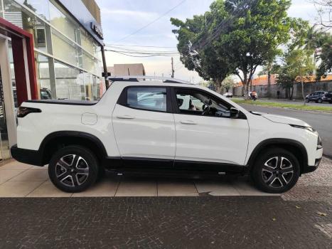 FIAT Toro 1.8 16V 4P FLEX FREEDOM AUTOM�TICO, Foto 3