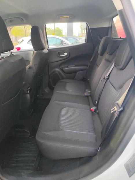 FIAT Toro 1.8 16V 4P FLEX FREEDOM AUTOM�TICO, Foto 10