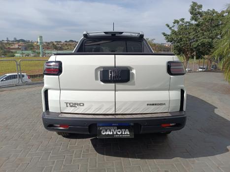 FIAT Toro 1.8 16V 4P FLEX FREEDOM AUTOM�TICO, Foto 9