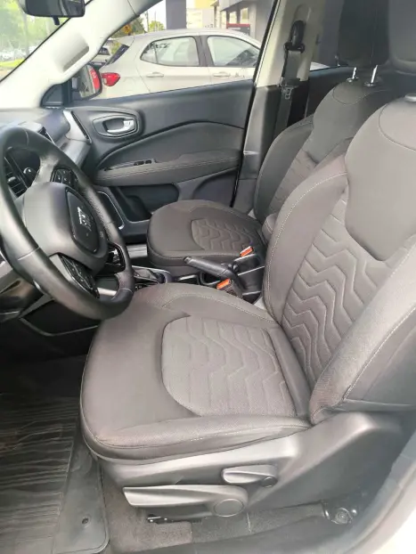FIAT Toro 1.8 16V 4P FLEX FREEDOM AUTOMÁTICO, Foto 9