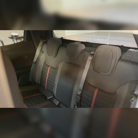 FIAT Toro 2.0 16V 4P 4WD FREEDOM TURBO DIESEL  AUTOM�TICO, Foto 14