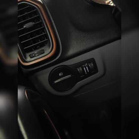 FIAT Toro 2.0 16V 4P VOLCANO 4WD TURBO DIESEL AUTOM�TICO, Foto 8
