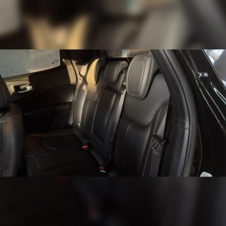FIAT Toro 2.0 16V 4P VOLCANO 4WD TURBO DIESEL AUTOM�TICO, Foto 17