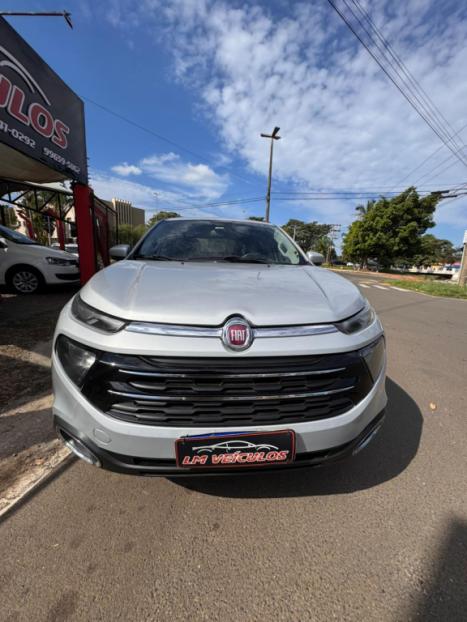 FIAT Toro 2.4 16V 4P FREEDOM MULTIAIR FLEX AUTOM�TICO, Foto 2