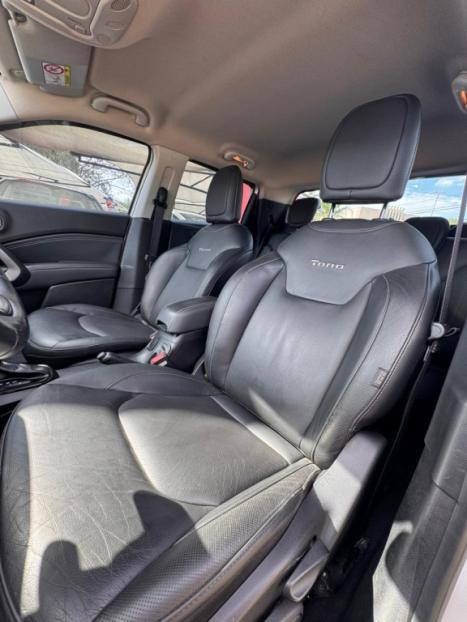 FIAT Toro 2.4 16V 4P FREEDOM MULTIAIR FLEX AUTOM�TICO, Foto 12