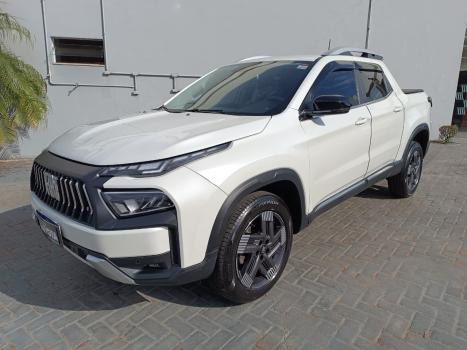 FIAT Toro 2.4 16V 4P MULTIAIR FLEX VOLCANO AUTOM�TICO, Foto 1