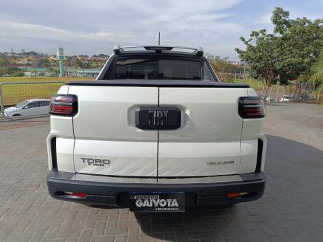 FIAT Toro 2.4 16V 4P MULTIAIR FLEX VOLCANO AUTOM�TICO, Foto 4