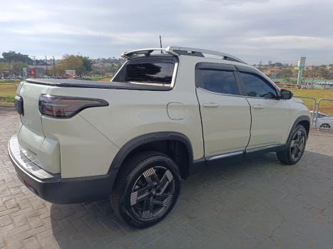 FIAT Toro 2.4 16V 4P MULTIAIR FLEX VOLCANO AUTOM�TICO, Foto 5