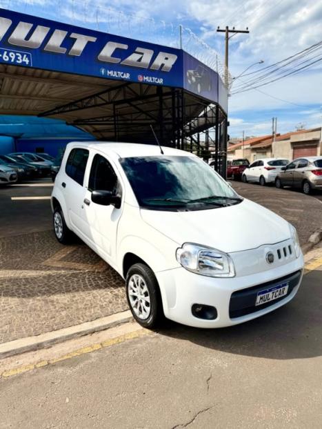 FIAT Uno 1.0 4P FLEX EVO VIVACE CELEBRATION, Foto 3