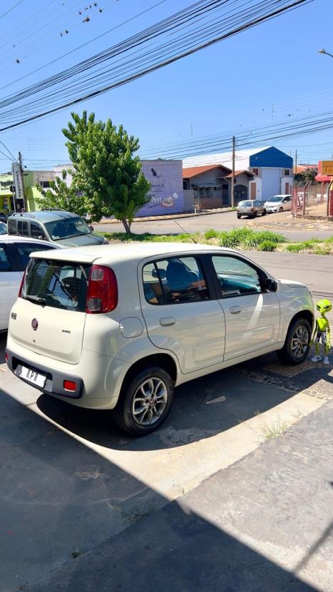 FIAT Uno 1.0 4P FLEX VIVACE, Foto 6