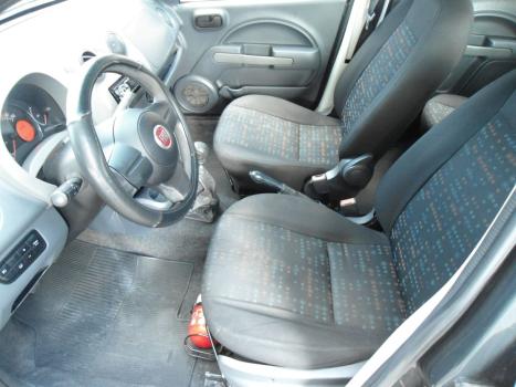 FIAT Uno 1.0 4P FLEX EVO VIVACE CELEBRATION, Foto 5