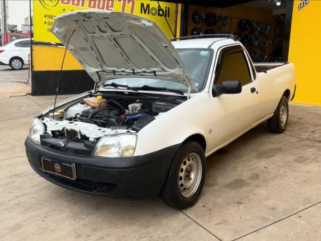 FORD Courier 1.6 L, Foto 4 FORD Courier 1.6 L, Foto 4