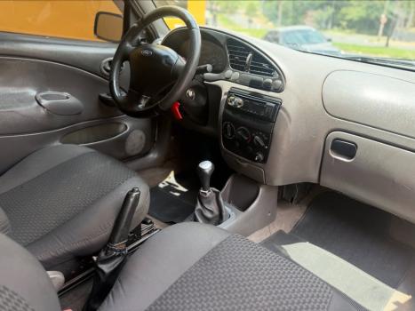 FORD Courier 1.6 L, Foto 5 FORD Courier 1.6 L, Foto 5