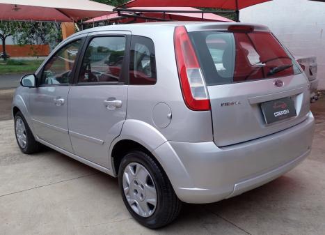 FORD Fiesta Hatch 1.6 CLASS, Foto 3