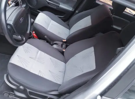 FORD Fiesta Hatch 1.6 CLASS, Foto 9